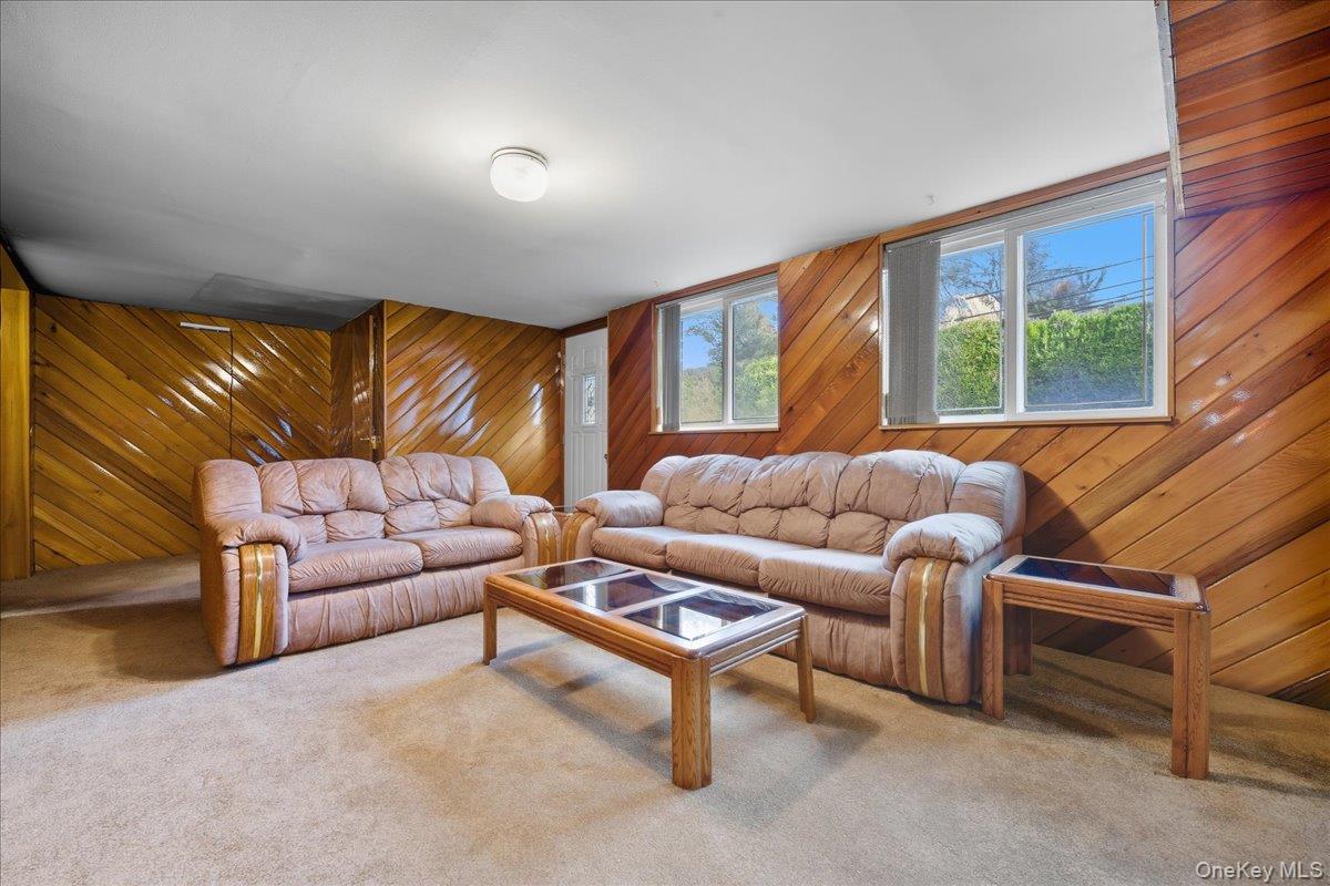 1982 Stratford Drive, Westbury, NY 11590