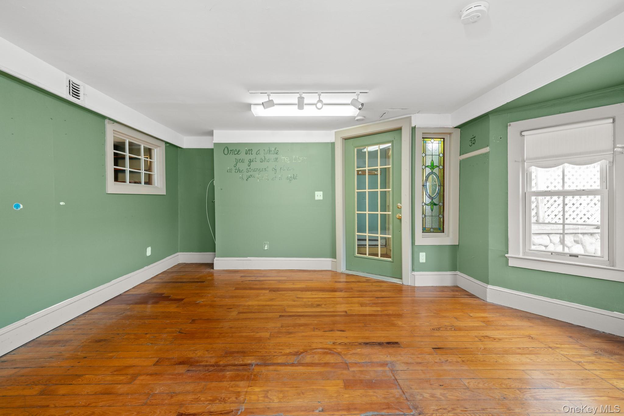 9 Smith Street, Warwick, NY 10990