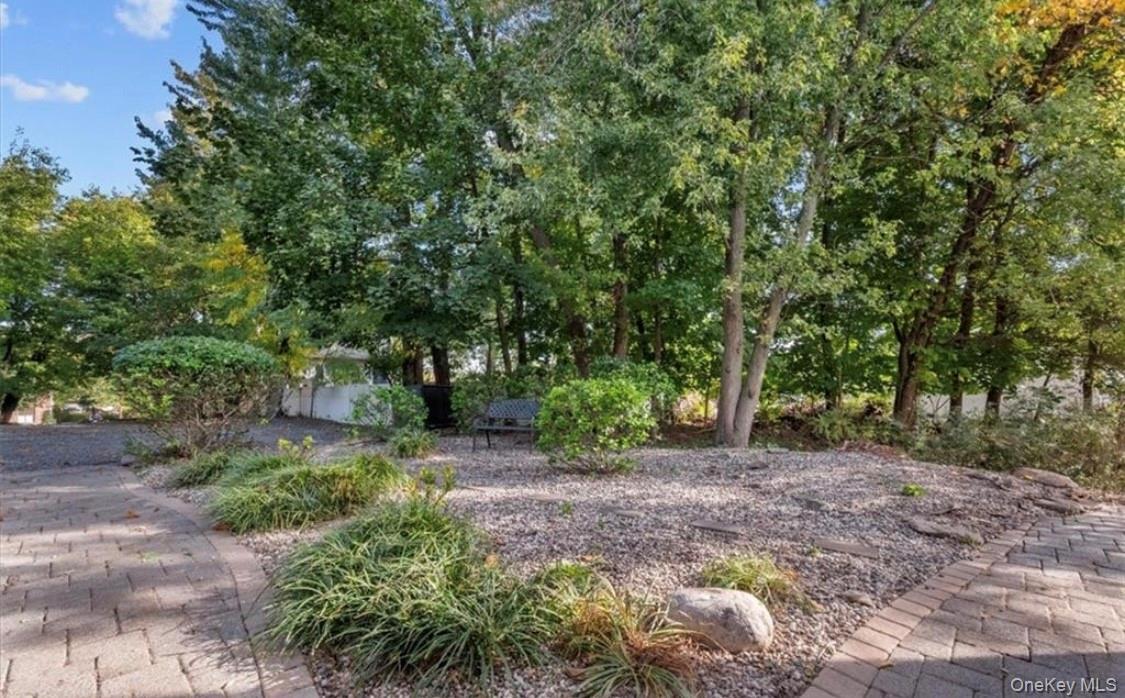 10 Burnside Avenue, Congers, NY 10920