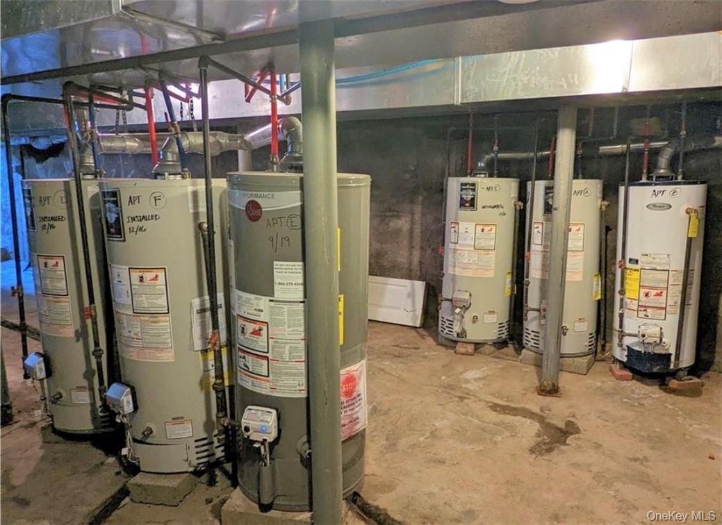 10 Burnside Avenue, Congers, NY 10920