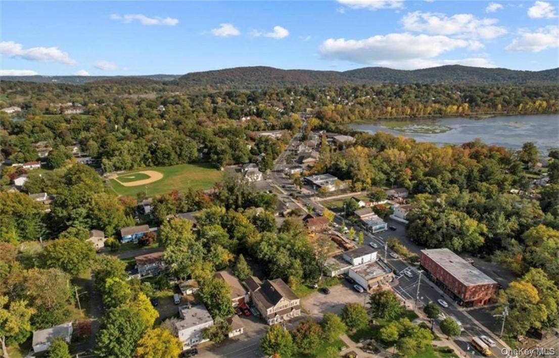 10 Burnside Avenue, Congers, NY 10920