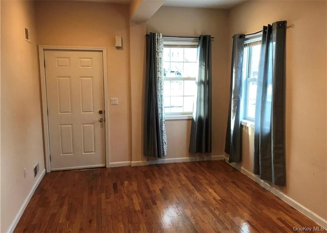 10 Burnside Avenue, Congers, NY 10920