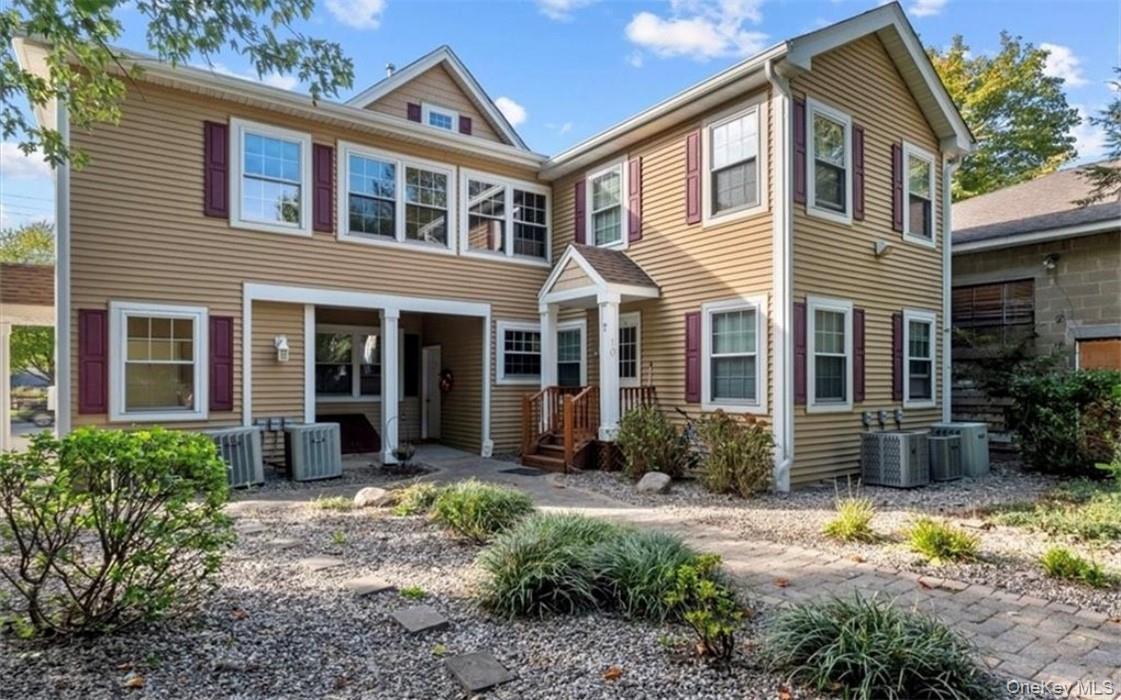 10 Burnside Avenue, Congers, NY 10920