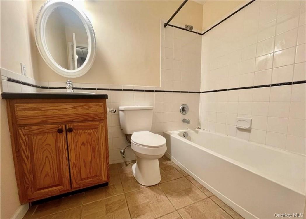 10 Burnside Avenue, Congers, NY 10920