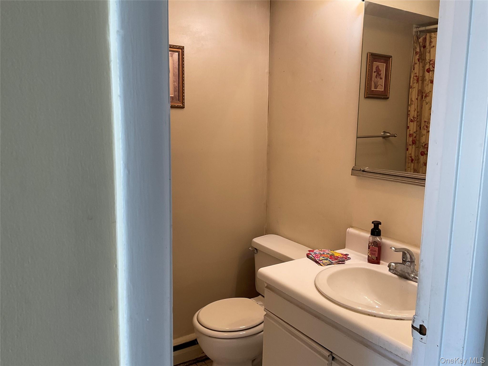 706 S Chelsea Cove # 706, Hopewell Junction, NY 12533