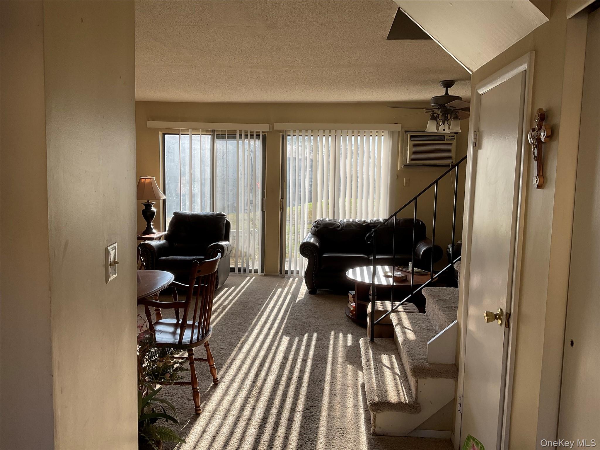 706 S Chelsea Cove # 706, Hopewell Junction, NY 12533