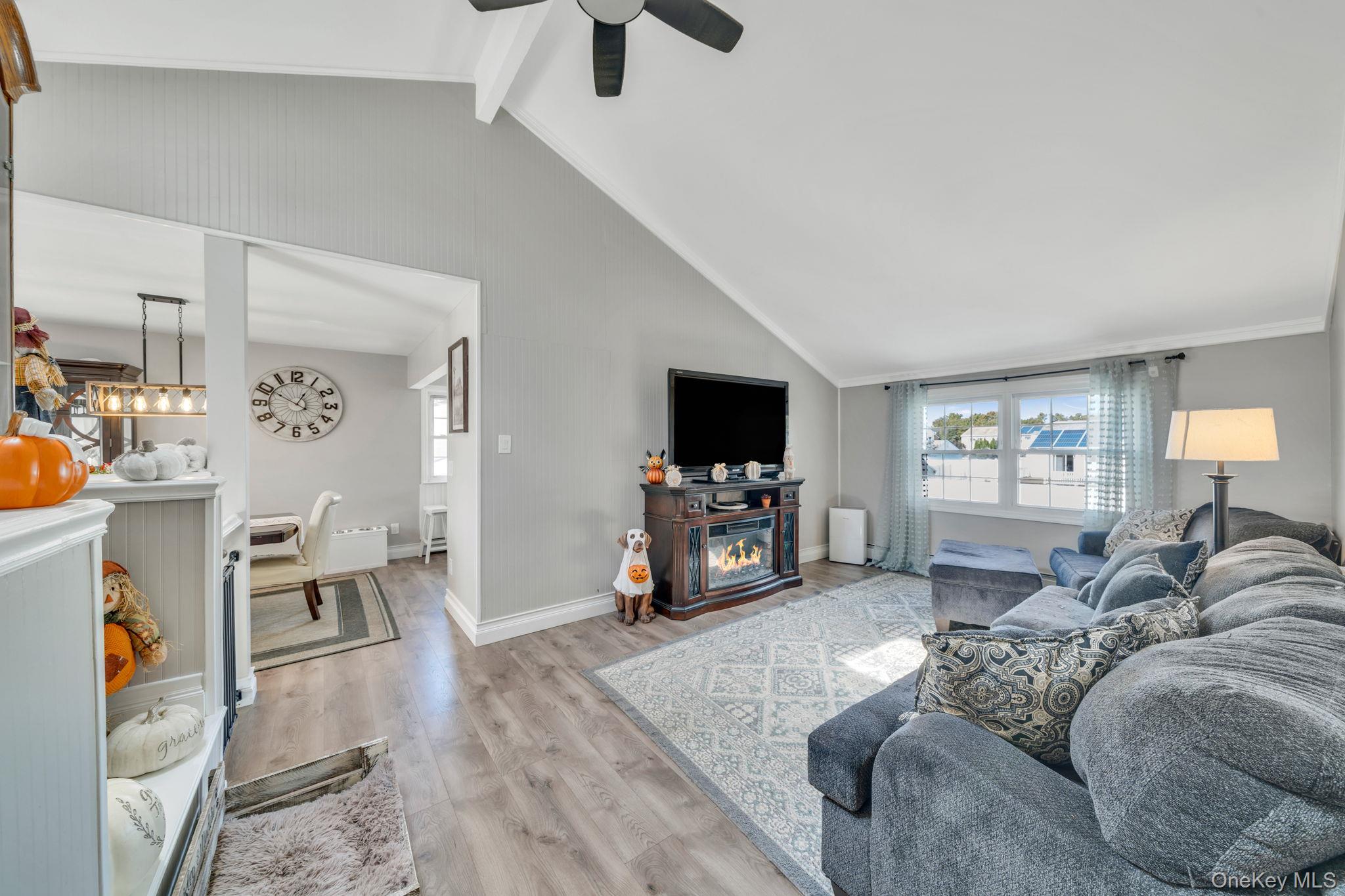 50 Forte Avenue, Medford, NY 11763