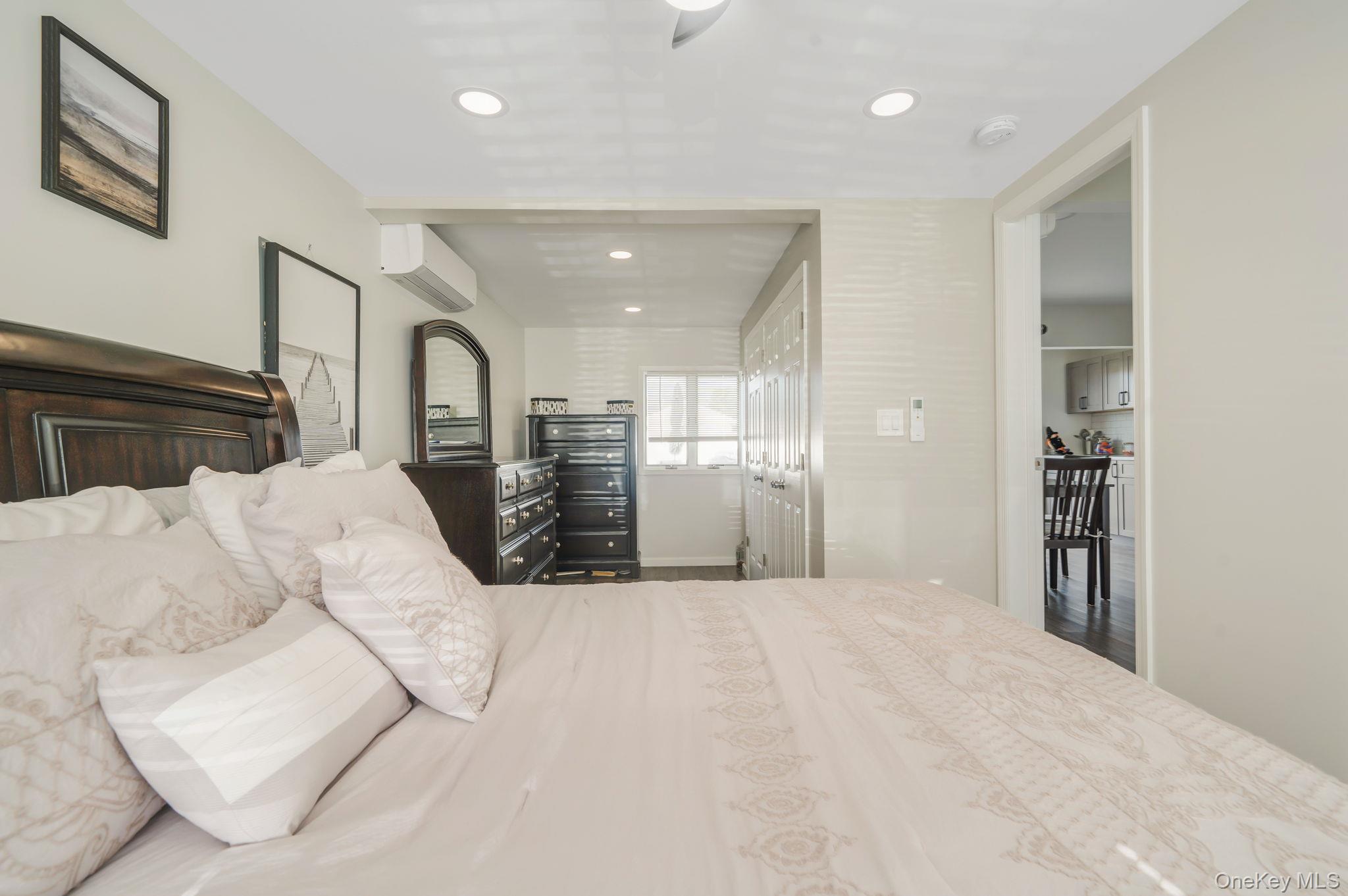 50 Forte Avenue, Medford, NY 11763