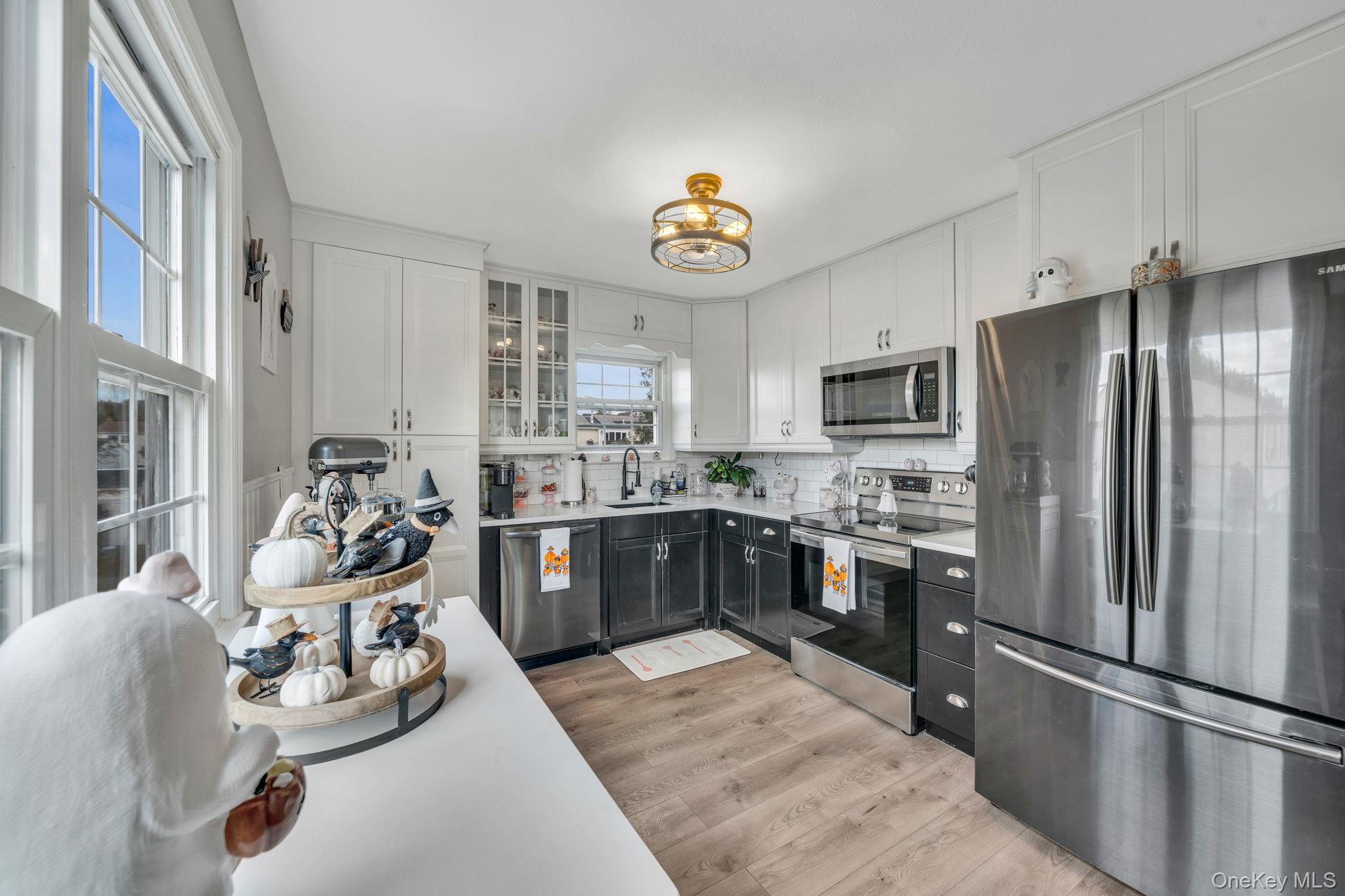 50 Forte Avenue, Medford, NY 11763