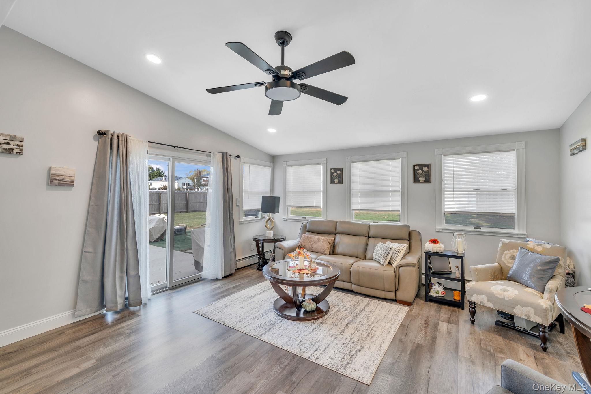 50 Forte Avenue, Medford, NY 11763