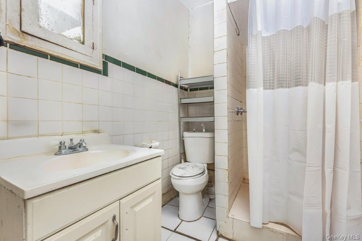 142-56 Rockaway Boulevard, South Ozone Park, NY 11436