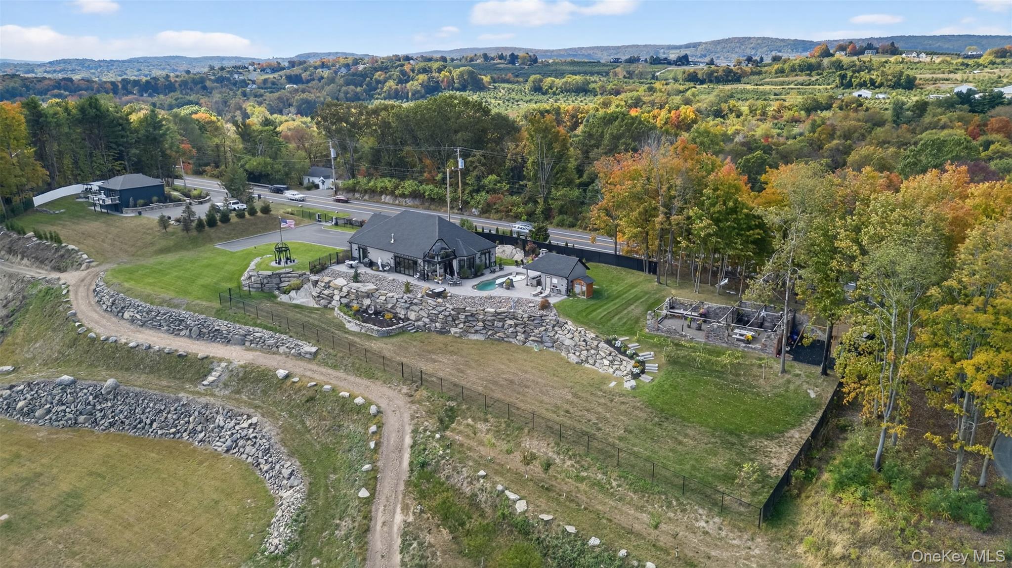 1582 Route 9W, Marlboro, NY 12542