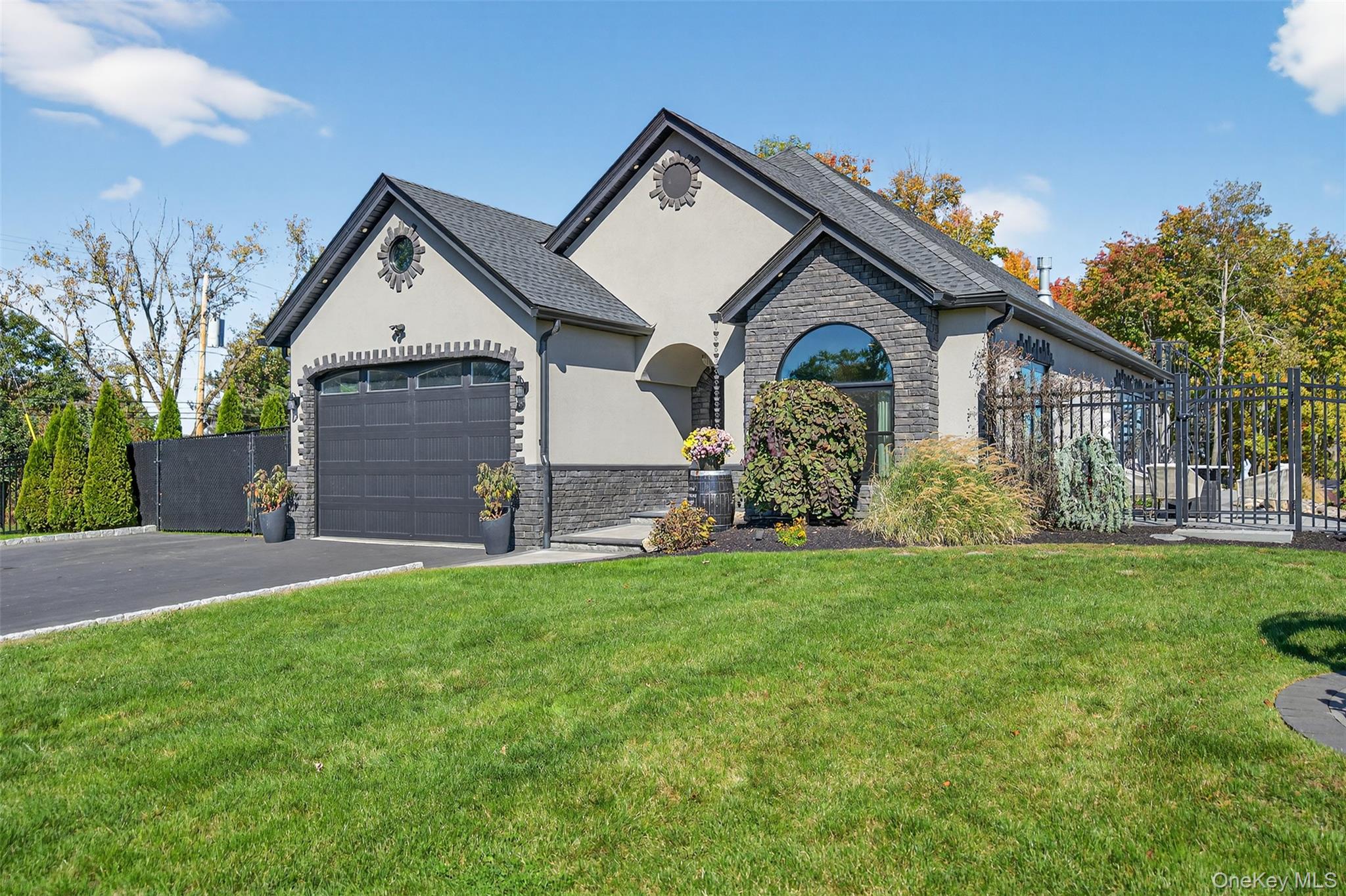 1582 Route 9W, Marlboro, NY 12542