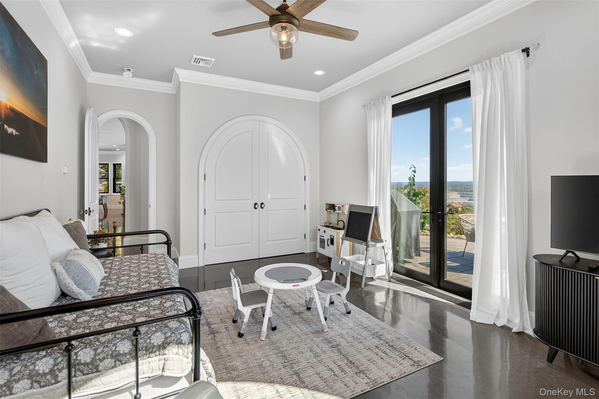 1582 Route 9W, Marlboro, NY 12542