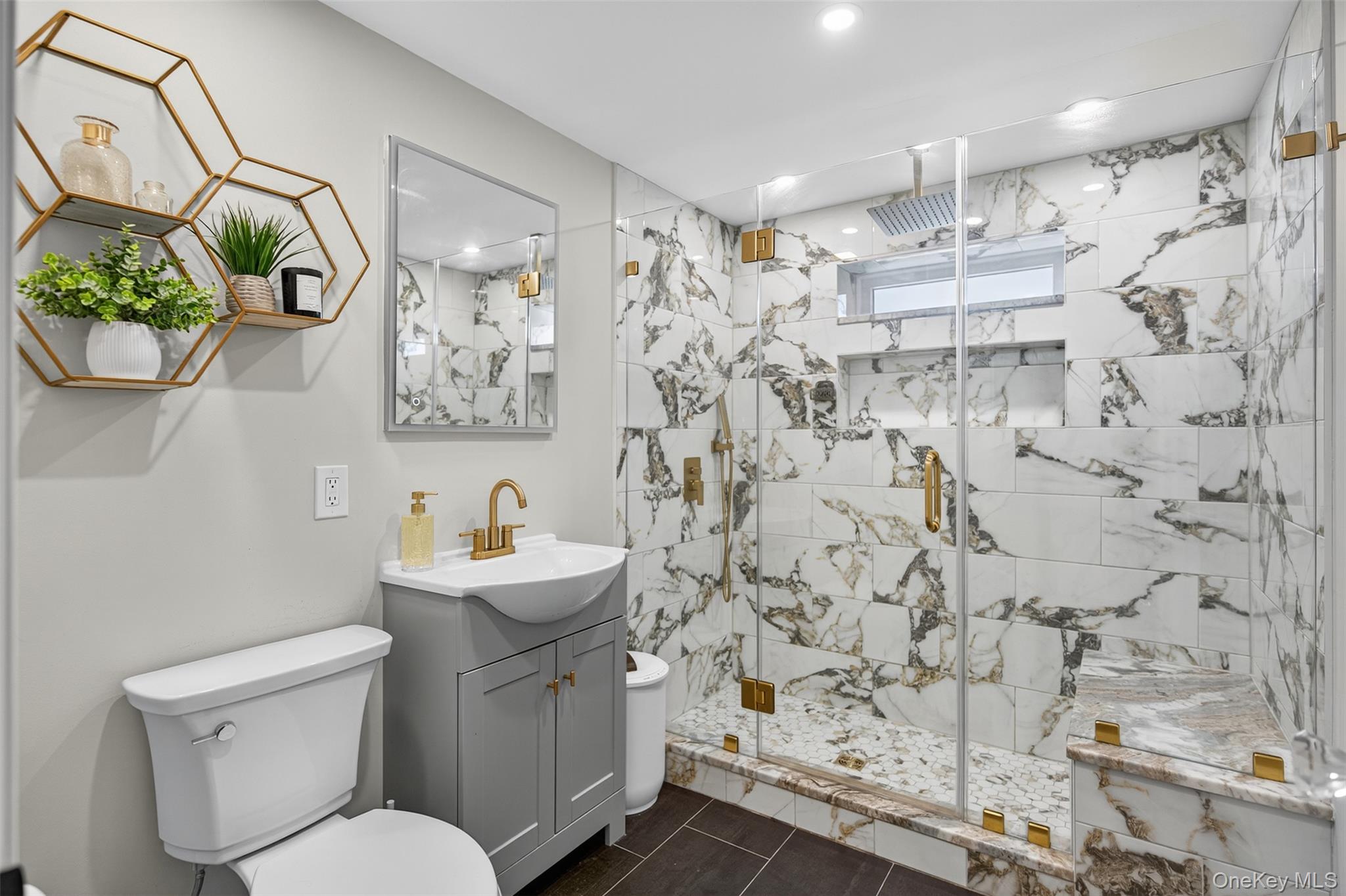 1568 Route 9W, Marlboro, NY 12542