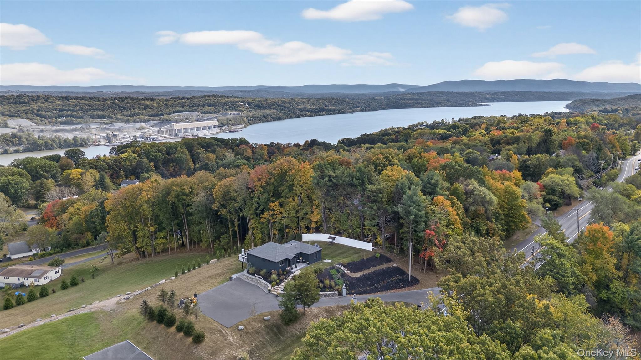 1568 Route 9W, Marlboro, NY 12542