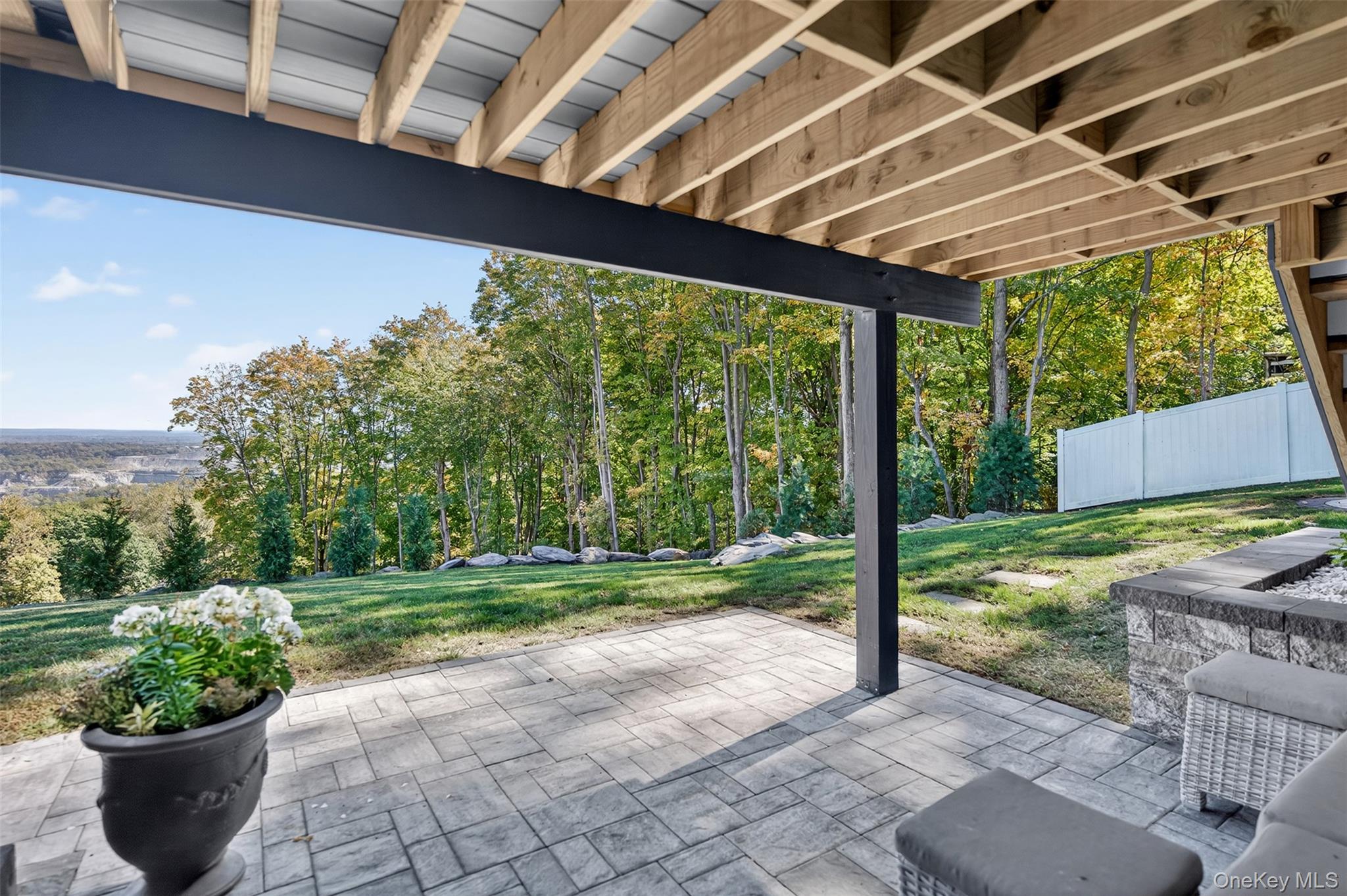 1568 Route 9W, Marlboro, NY 12542