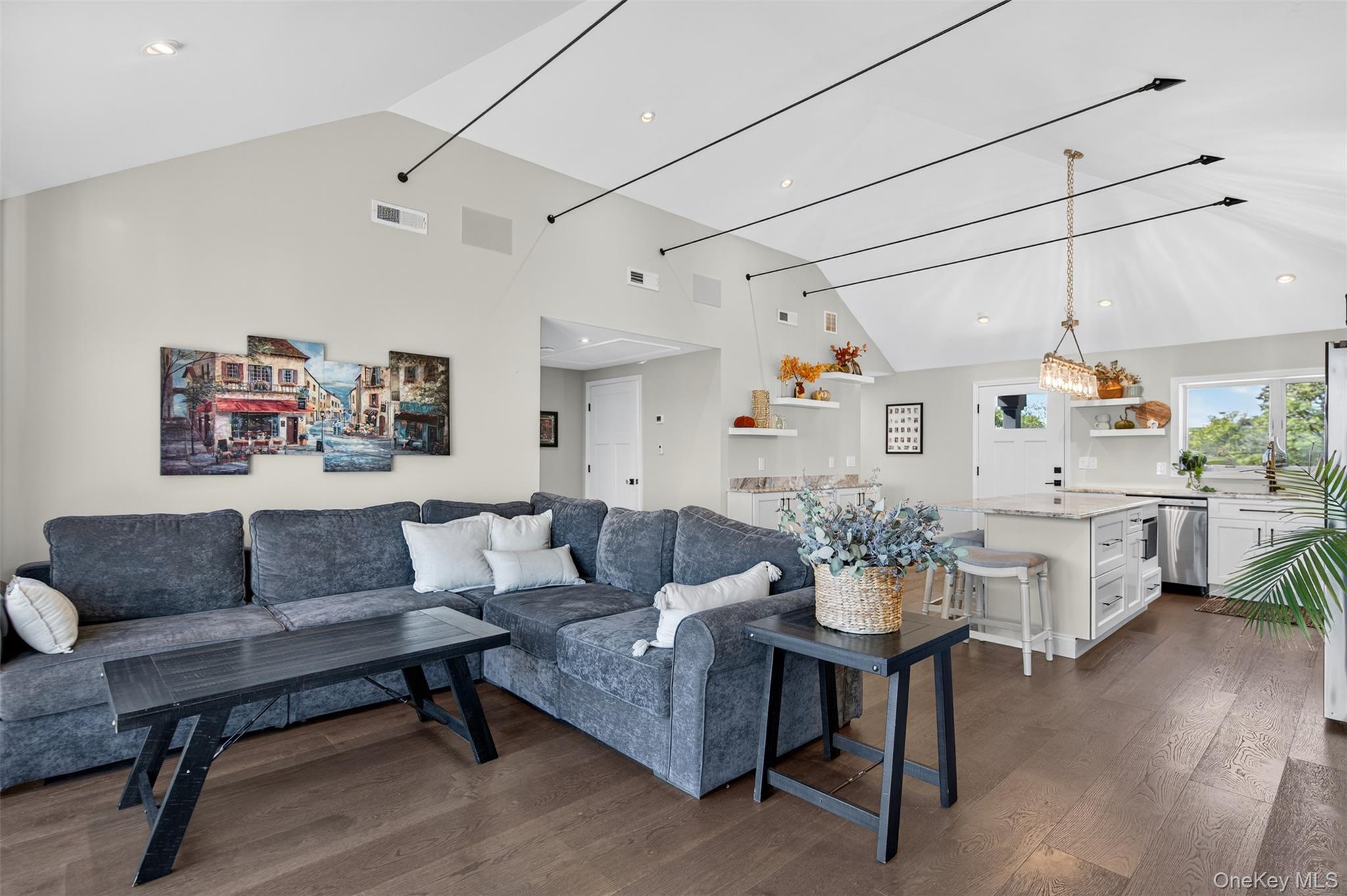 1568 Route 9W, Marlboro, NY 12542