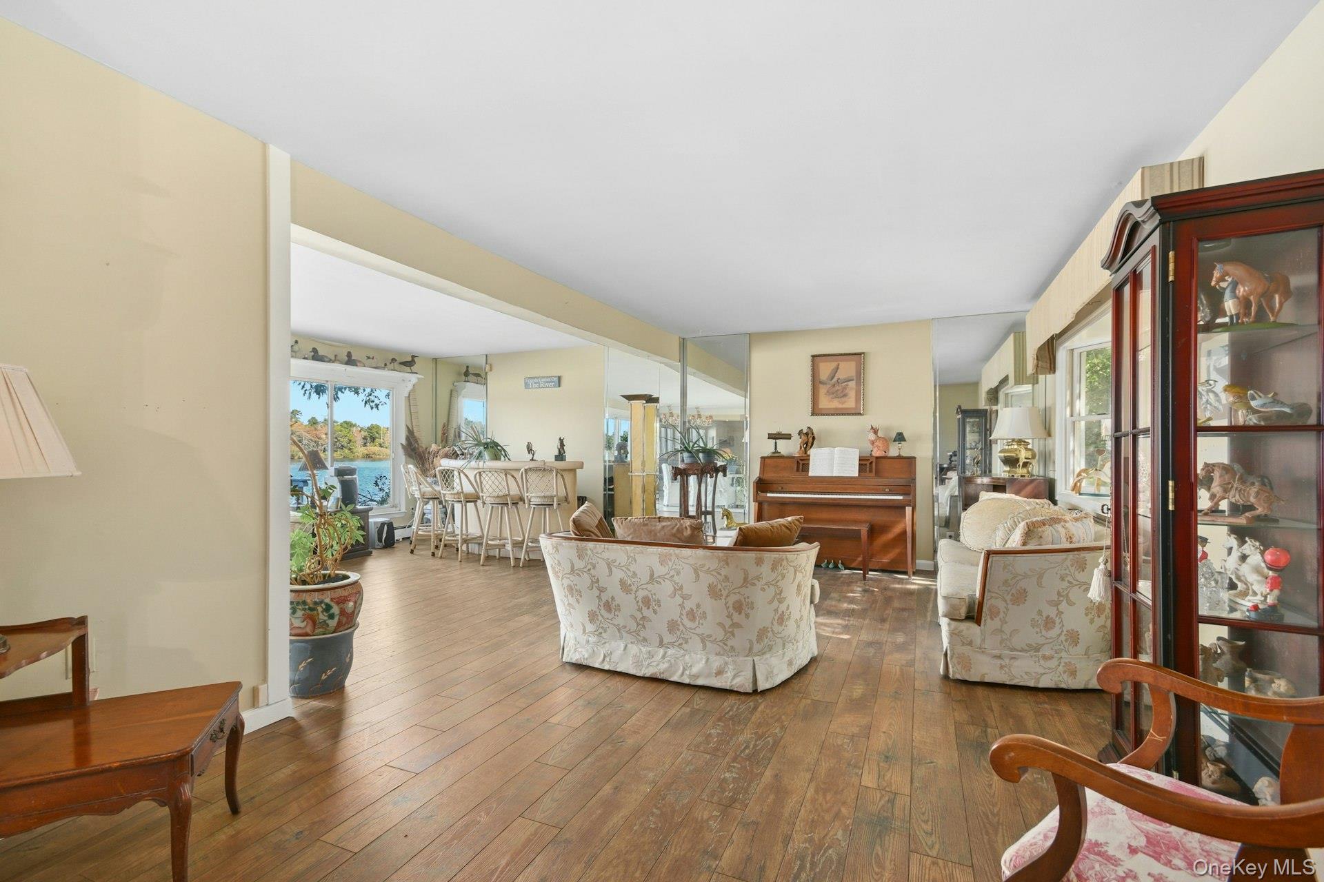 136 Connetquot Drive, Oakdale, NY 11769