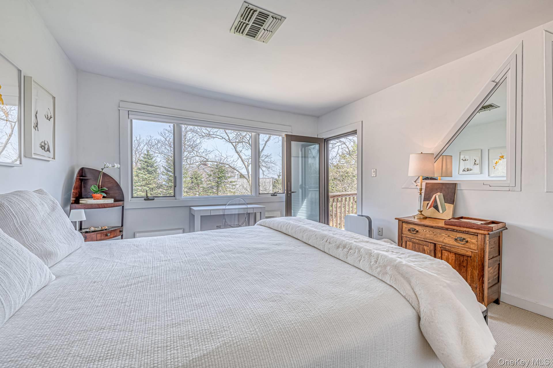 68 W Water Street # 2, Sag Harbor, NY 11963