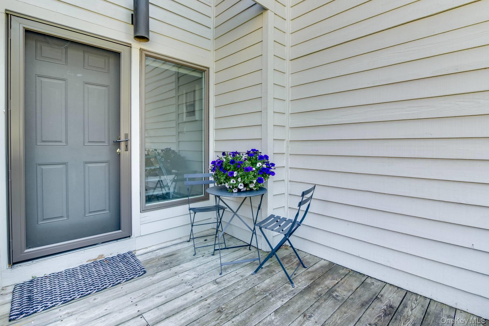 68 W Water Street # 2, Sag Harbor, NY 11963