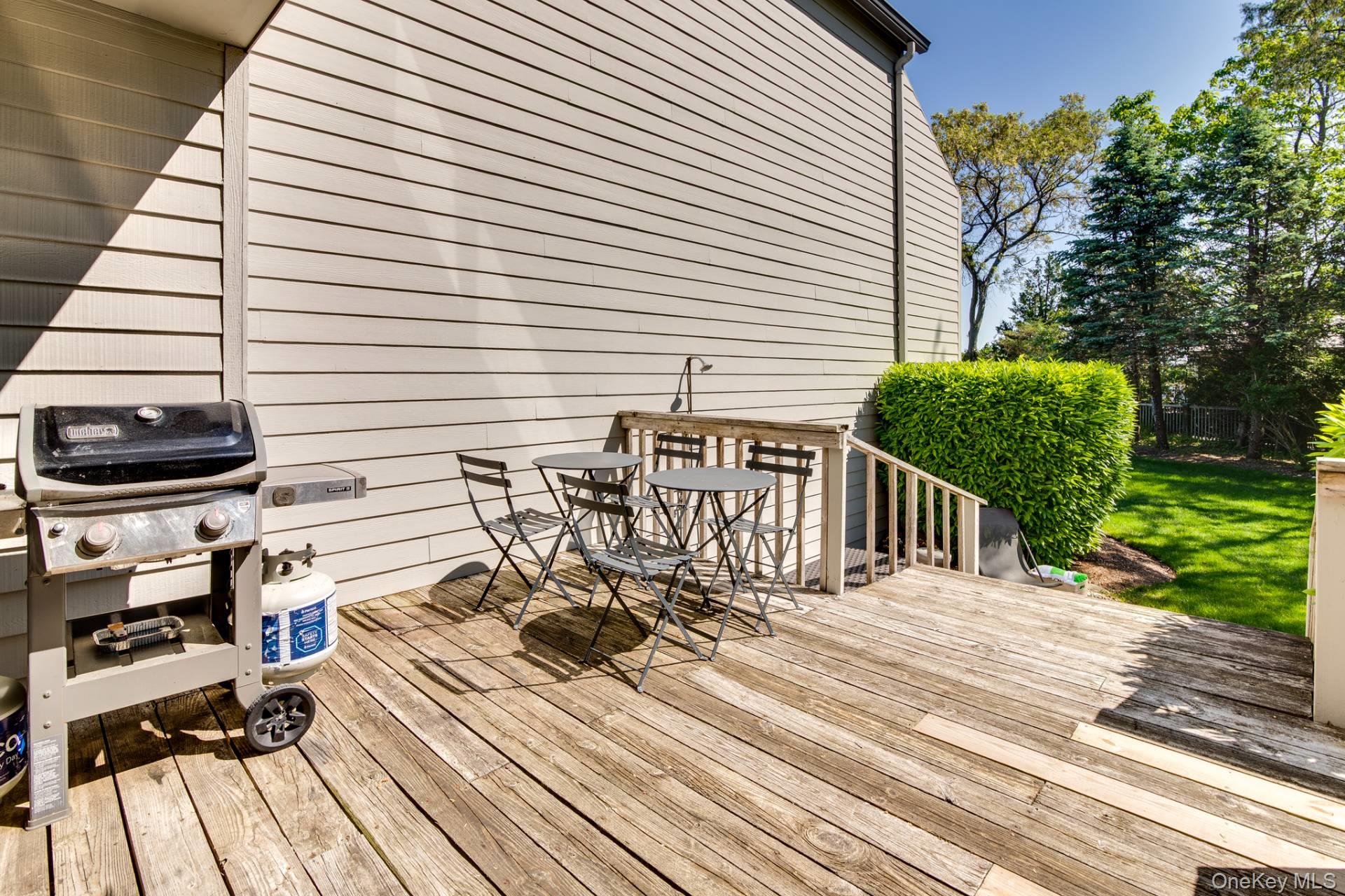 68 W Water Street # 2, Sag Harbor, NY 11963