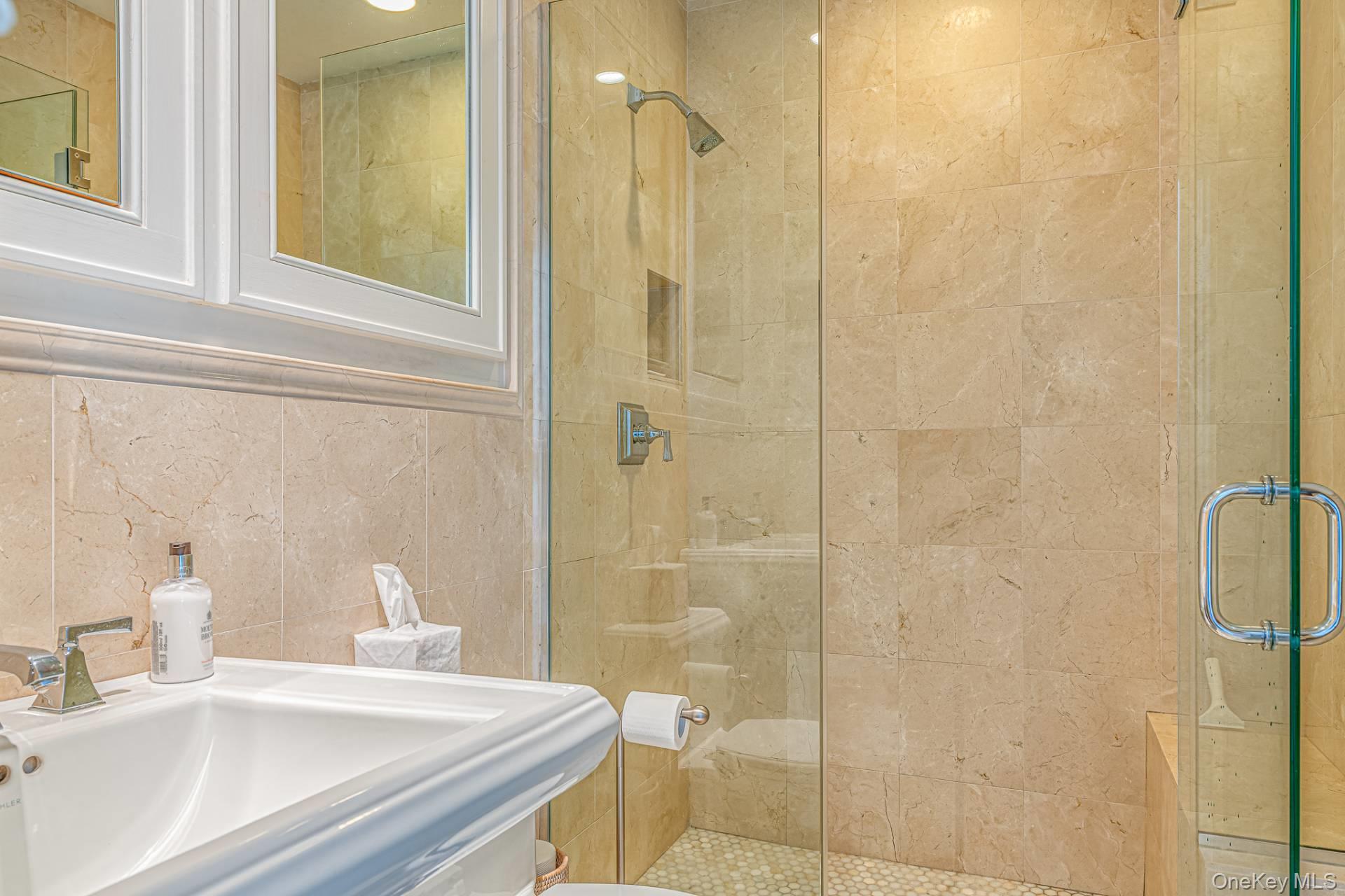 68 W Water Street # 2, Sag Harbor, NY 11963