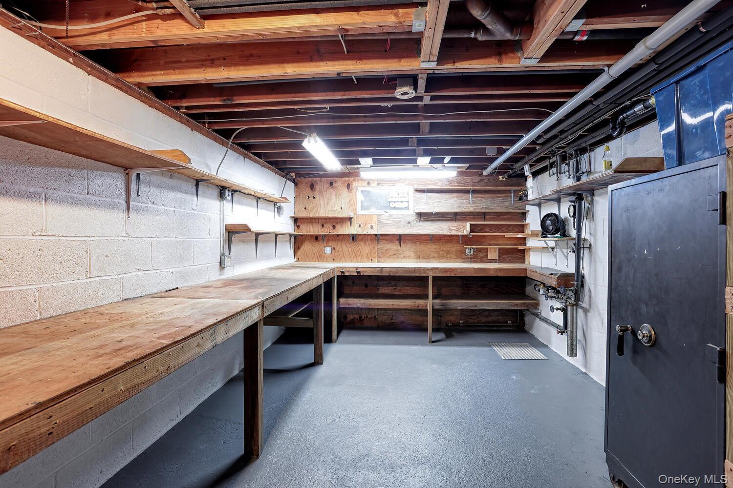 115 Greenbush Road, Tappan, NY 10983