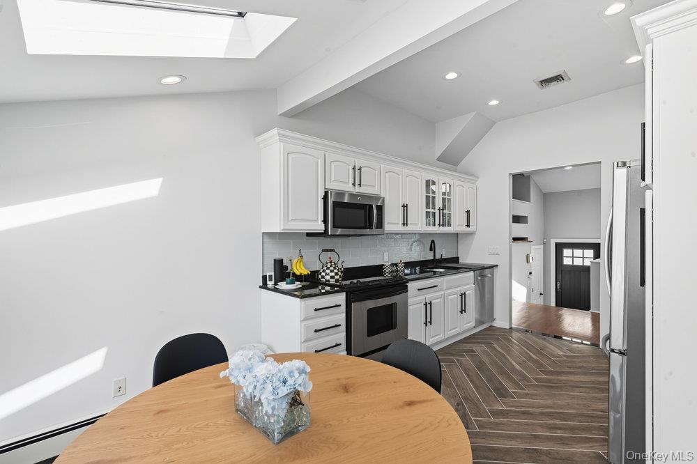 3 Fortune Lane, Jericho, NY 11753