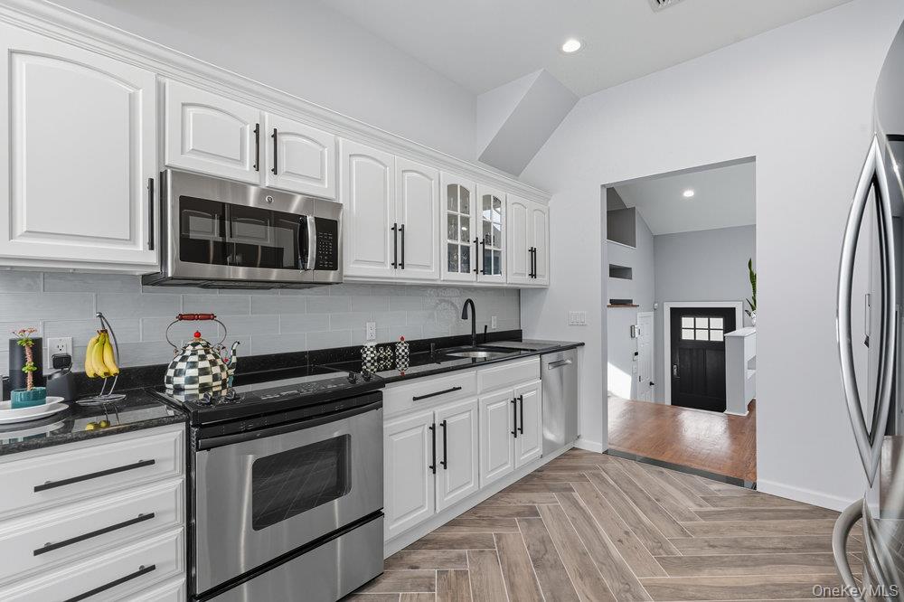 3 Fortune Lane, Jericho, NY 11753