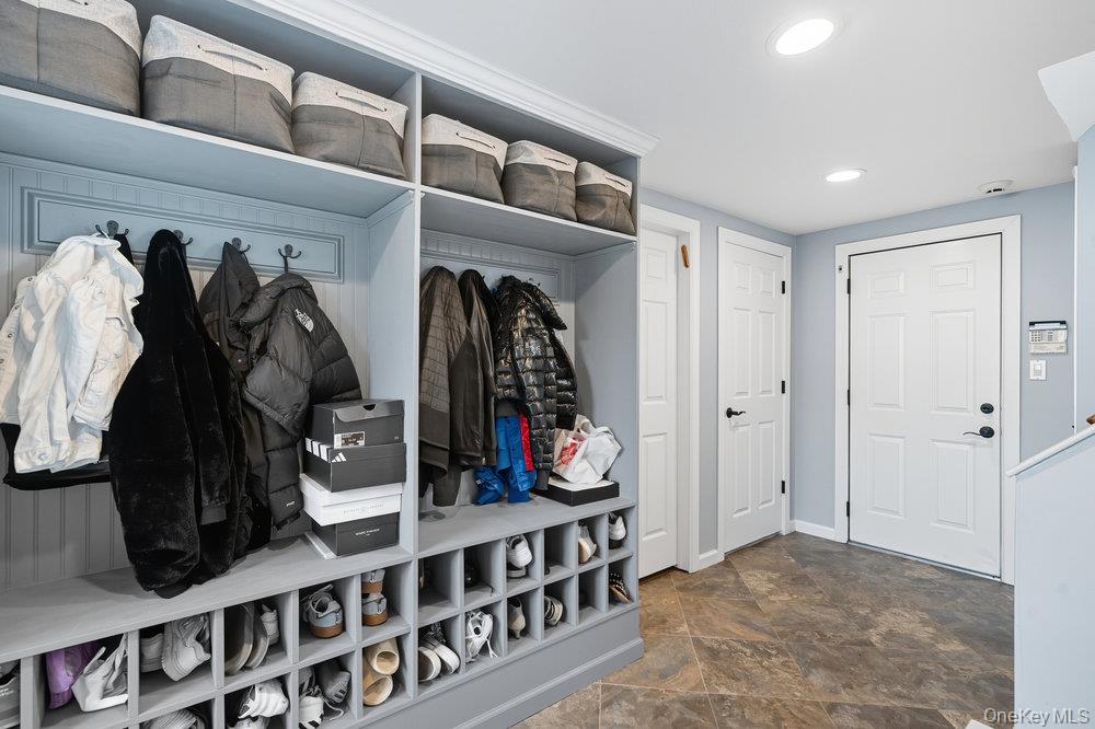 3 Fortune Lane, Jericho, NY 11753