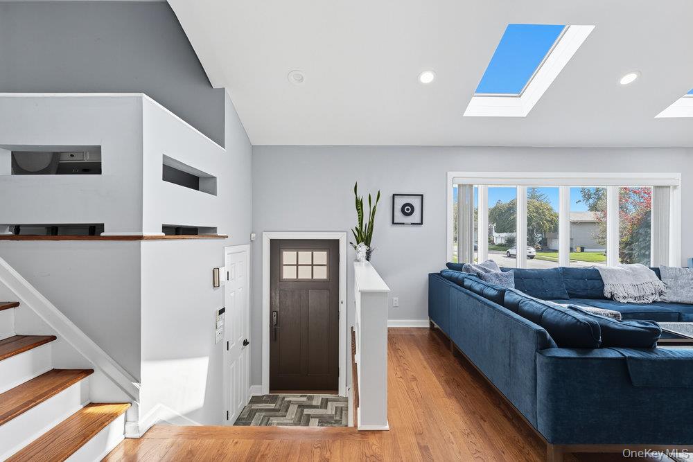 3 Fortune Lane, Jericho, NY 11753