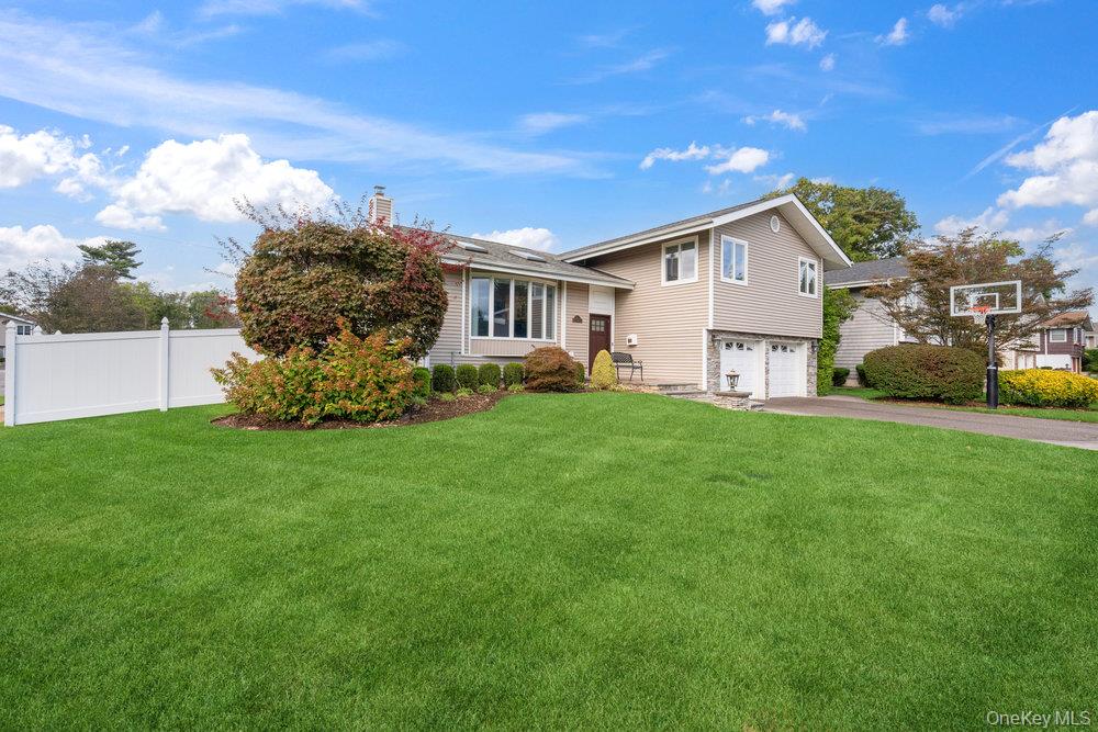 3 Fortune Lane, Jericho, NY 11753