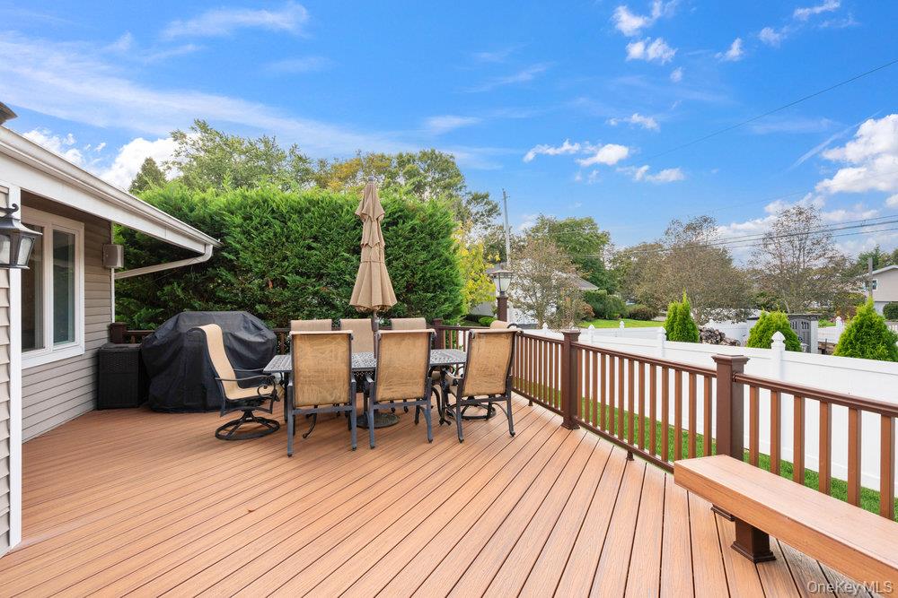 3 Fortune Lane, Jericho, NY 11753