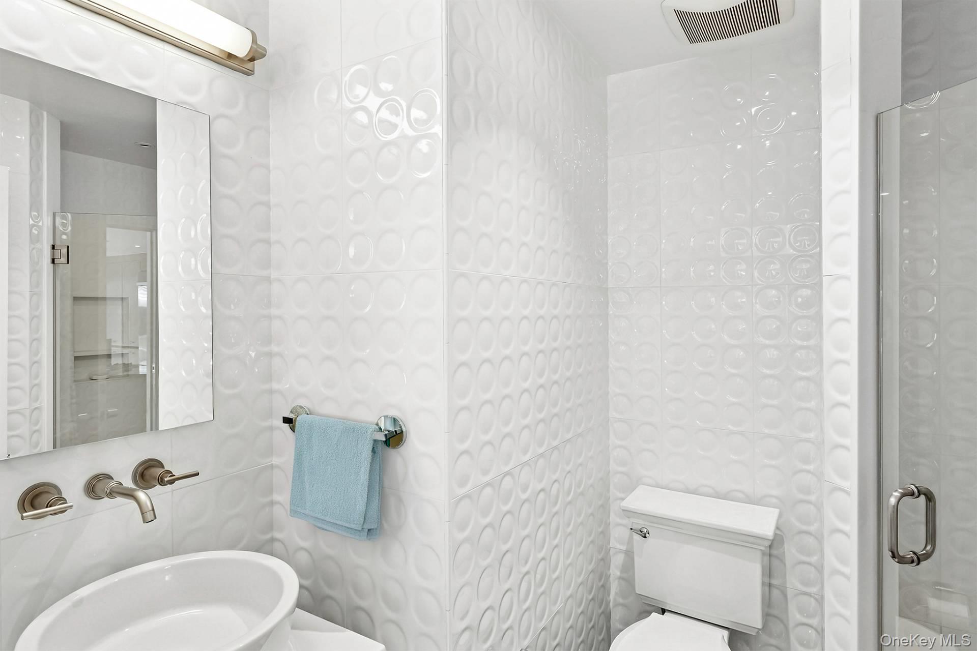 2587 Deerfield Road, Sag Harbor, NY 11963