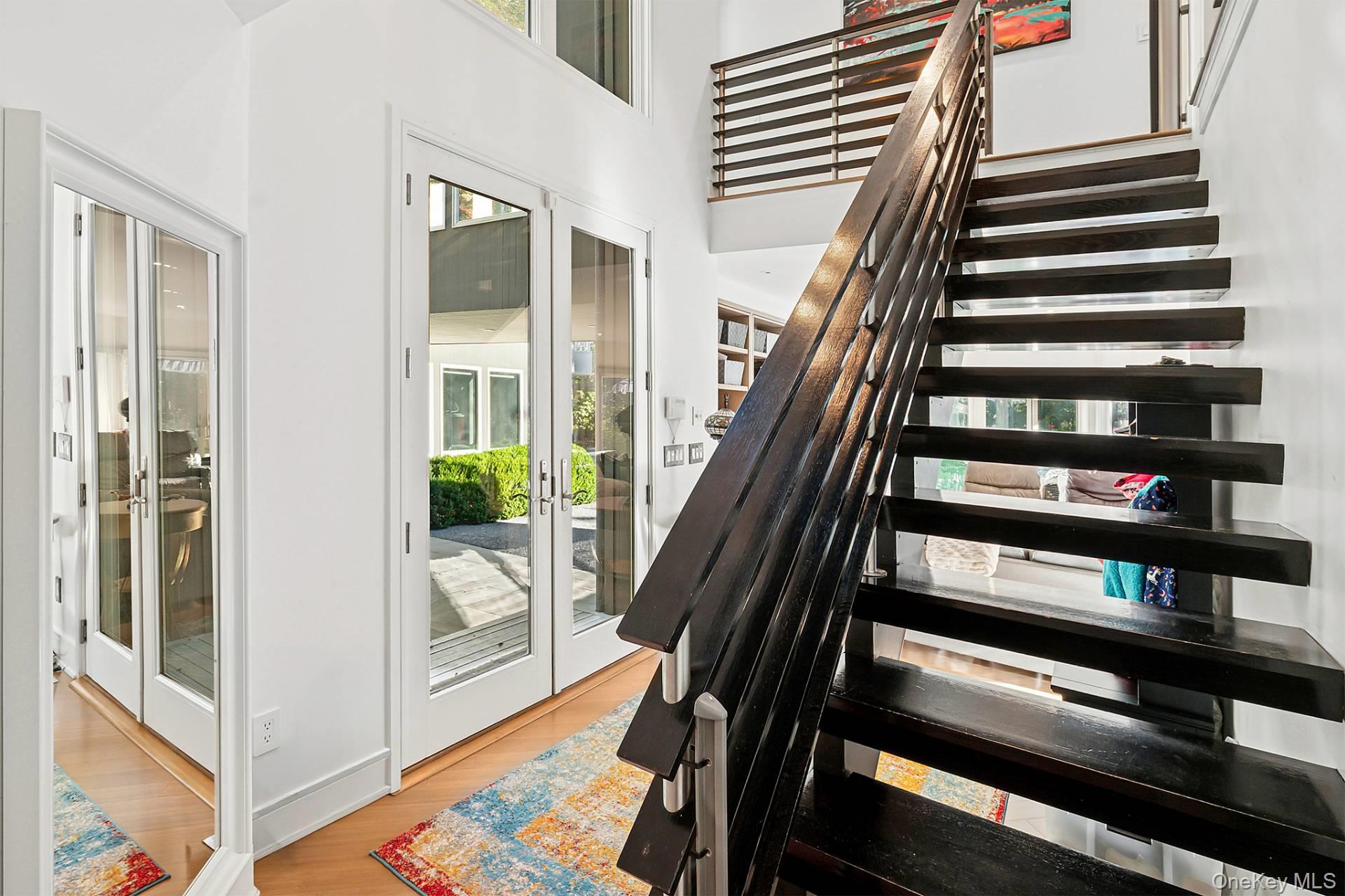 2587 Deerfield Road, Sag Harbor, NY 11963