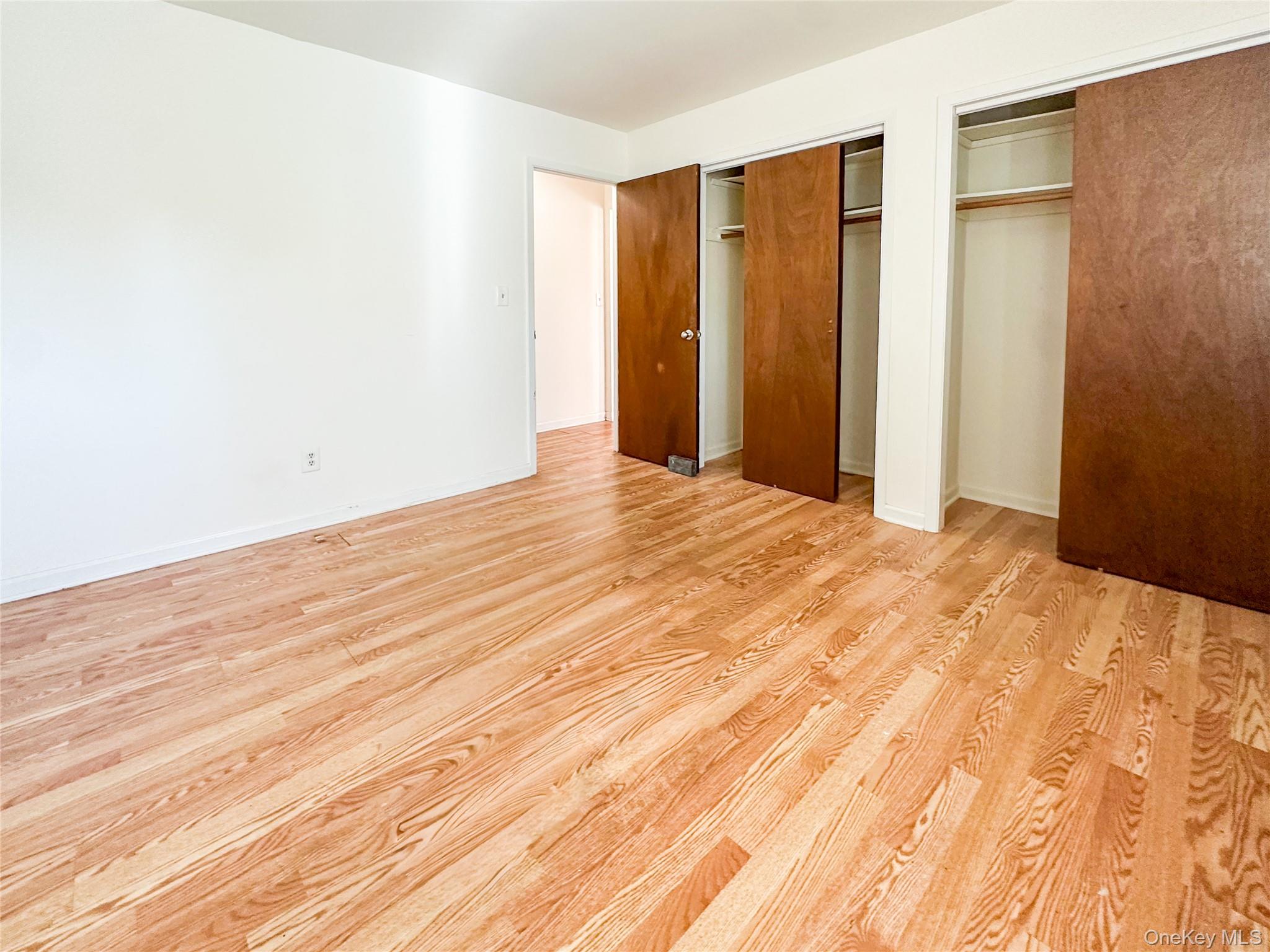 18 Granada Crescent # 1, White Plains, NY 10603