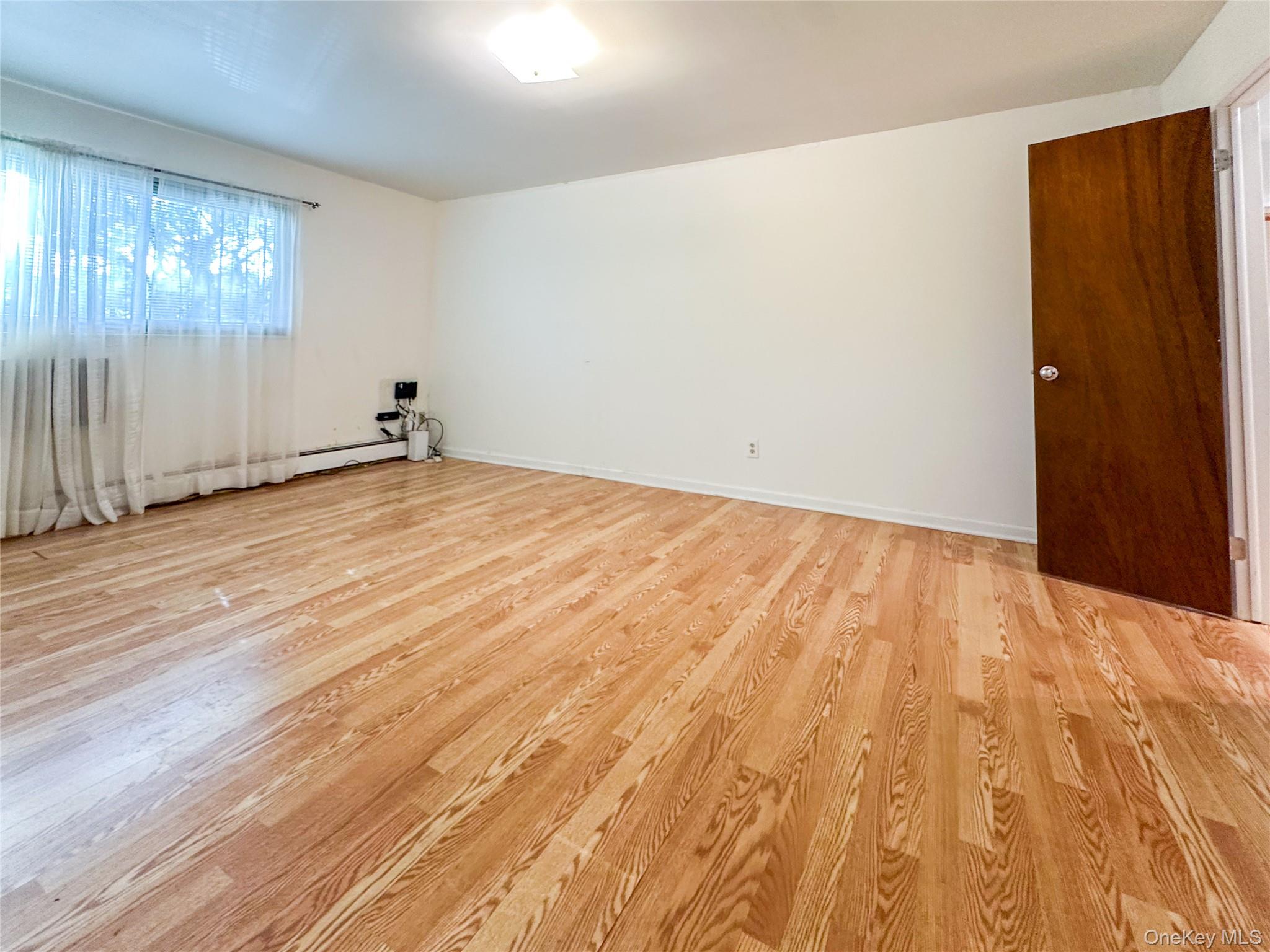 18 Granada Crescent # 1, White Plains, NY 10603