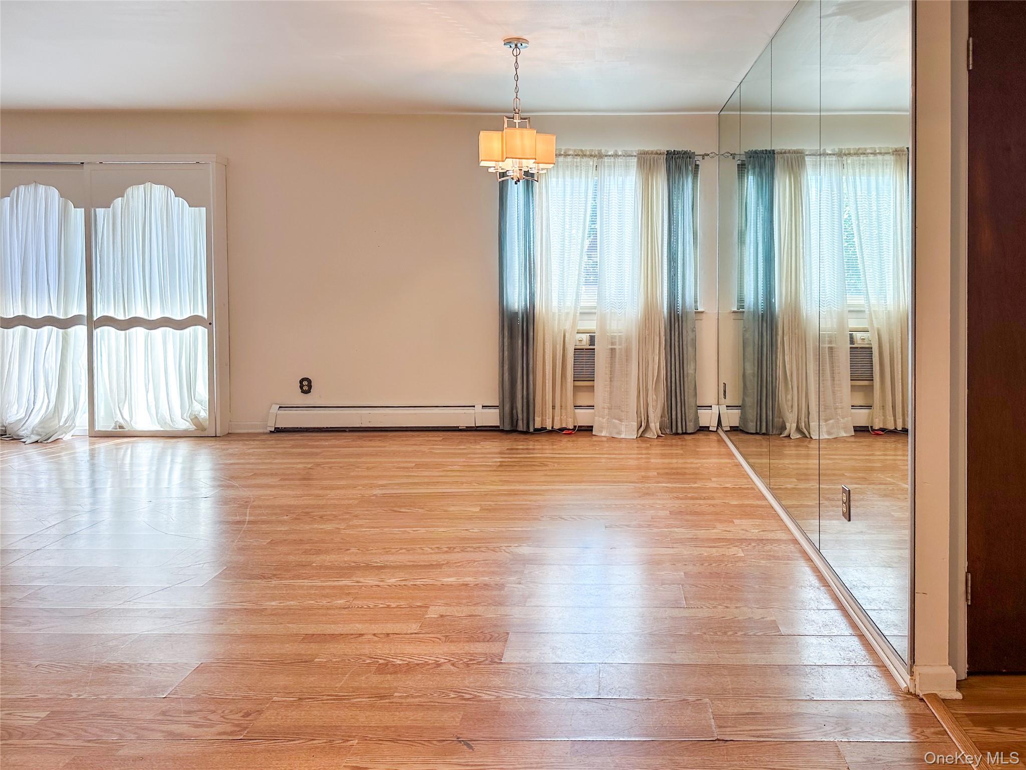 18 Granada Crescent # 1, White Plains, NY 10603