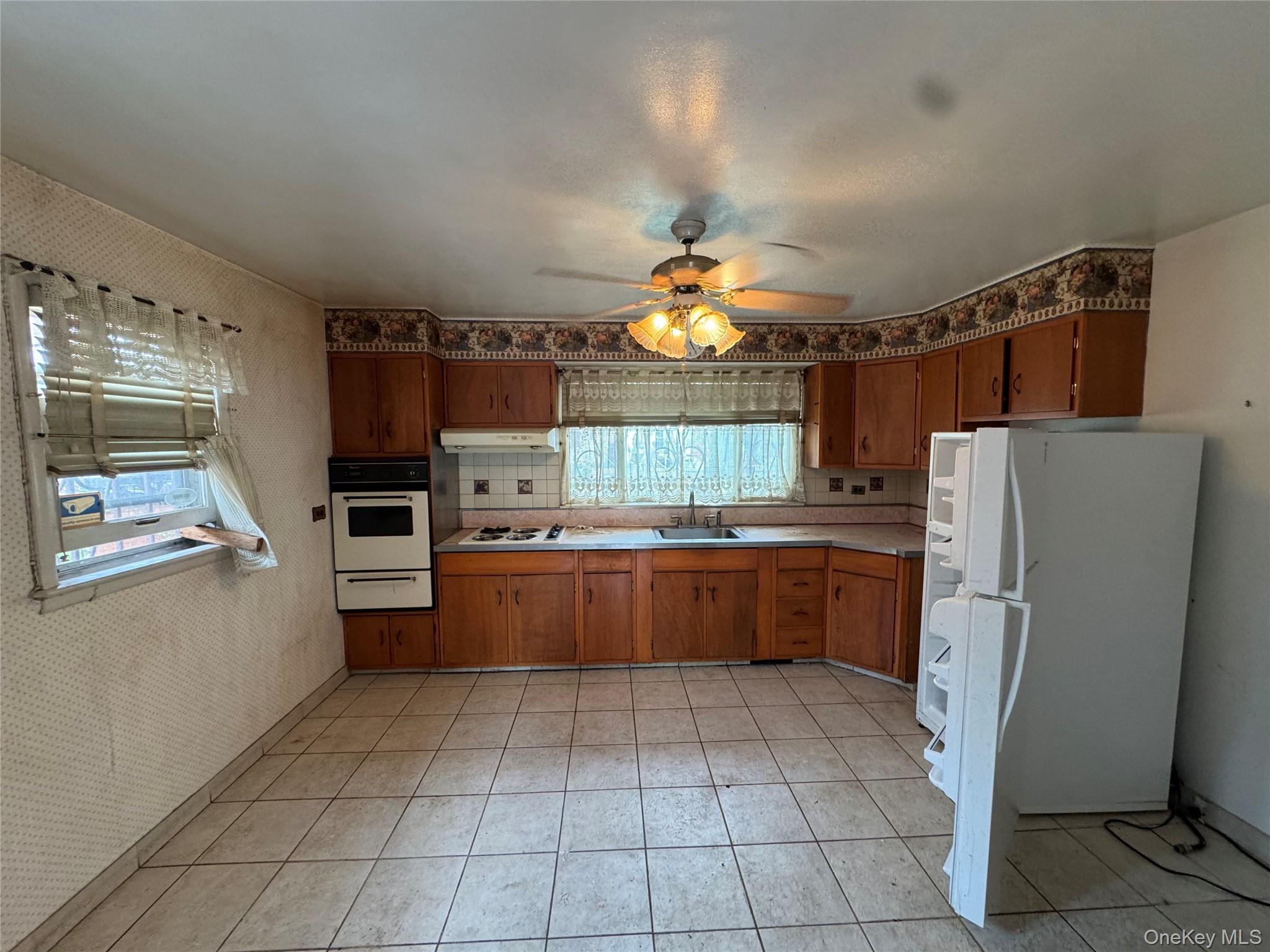 180 Swinton Avenue, Bronx, NY 10465