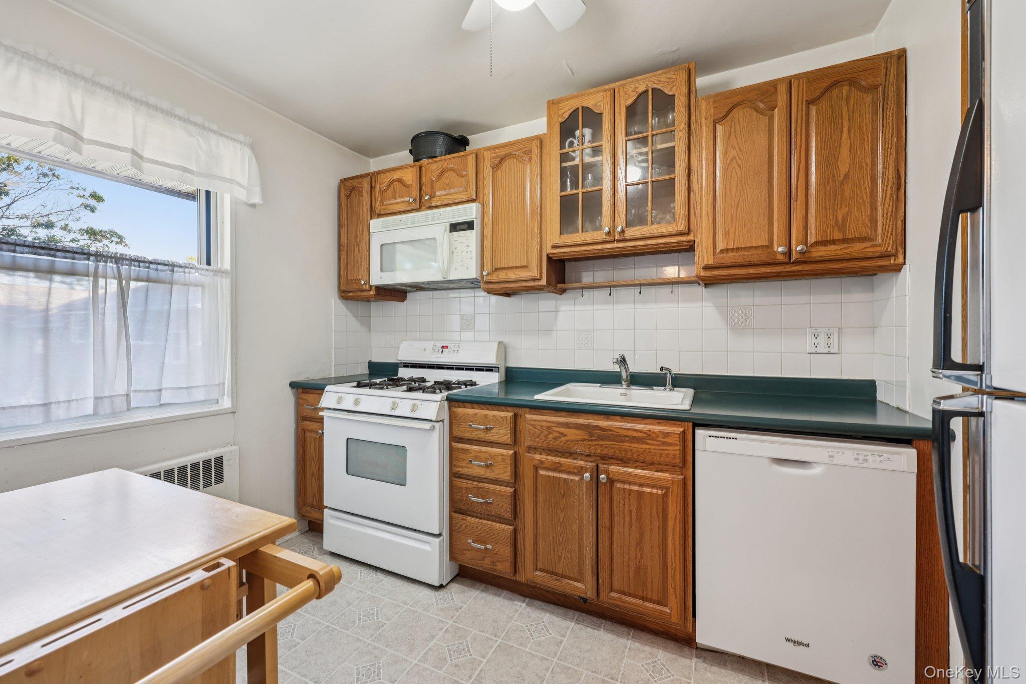 121 N Broadway # 12A, White Plains, NY 10603