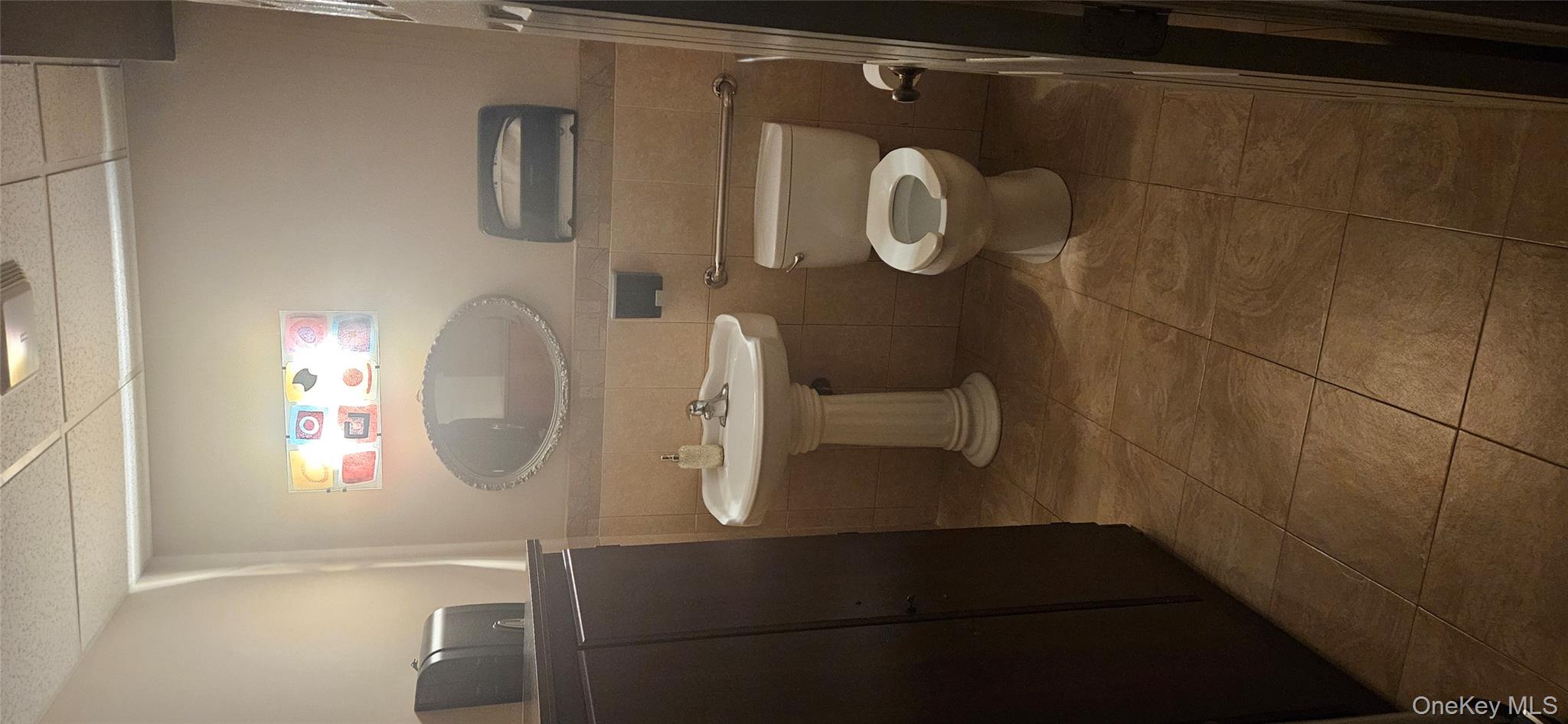 833 Old Country Road, Riverhead, NY 11901