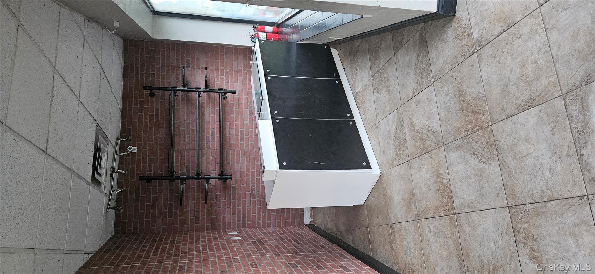 833 Old Country Road, Riverhead, NY 11901