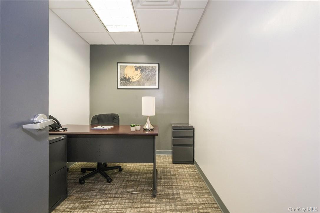 733 E 3 Avenue, New York (Manhattan), NY 10017