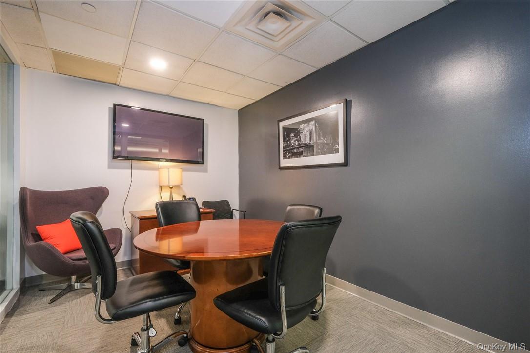 733 E 3 Avenue, New York (Manhattan), NY 10017