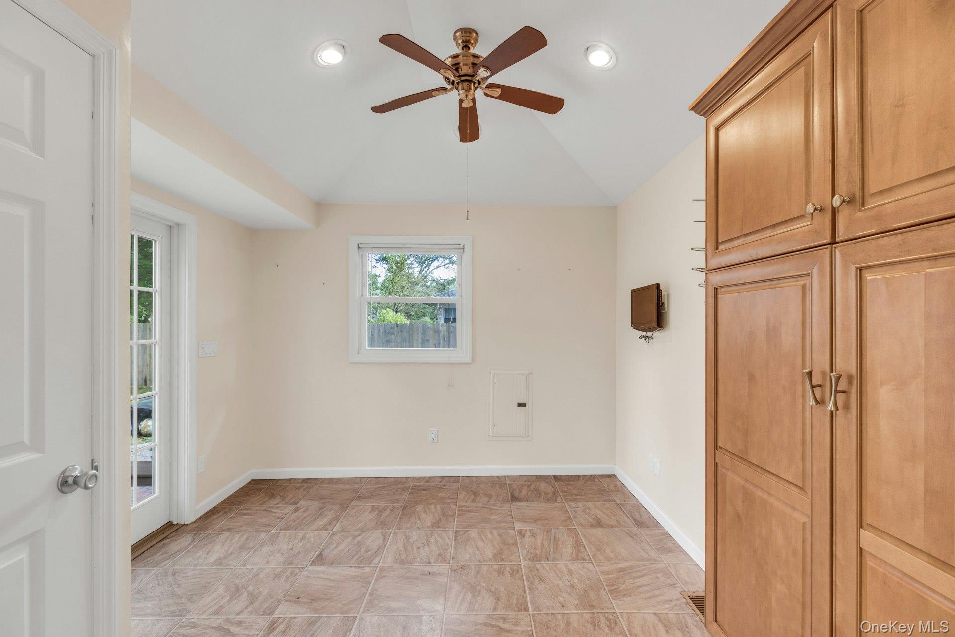 130 Sylvan Avenue, Flanders, NY 11901