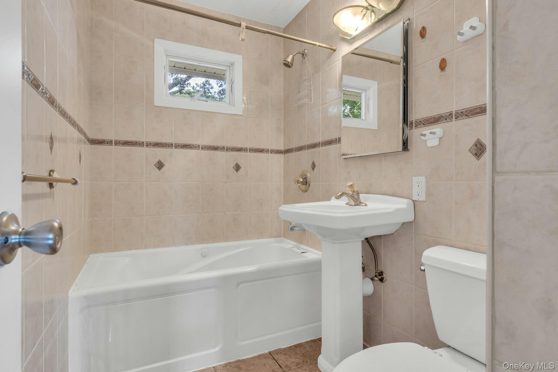 130 Sylvan Avenue, Flanders, NY 11901