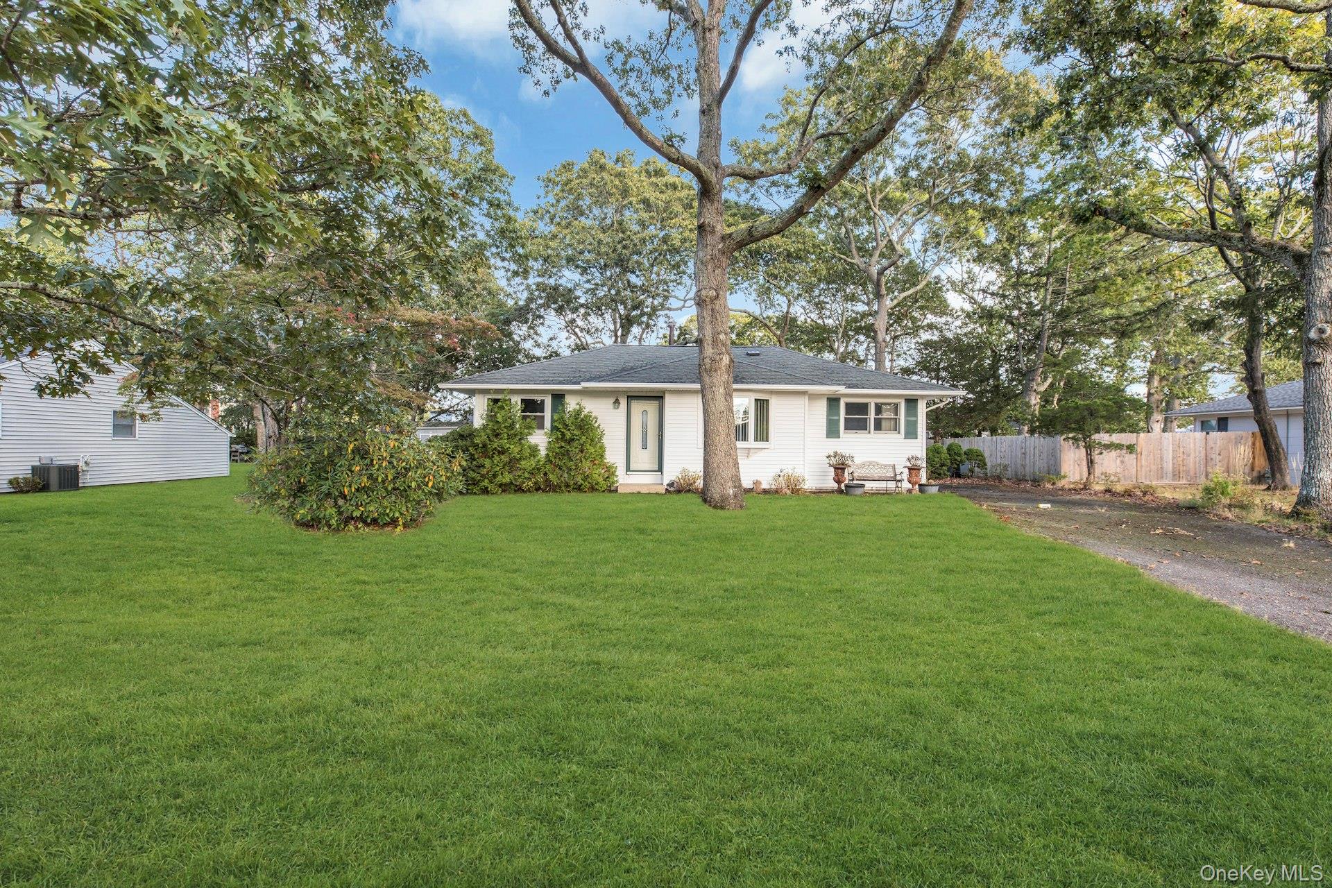 130 Sylvan Avenue, Flanders, NY 11901