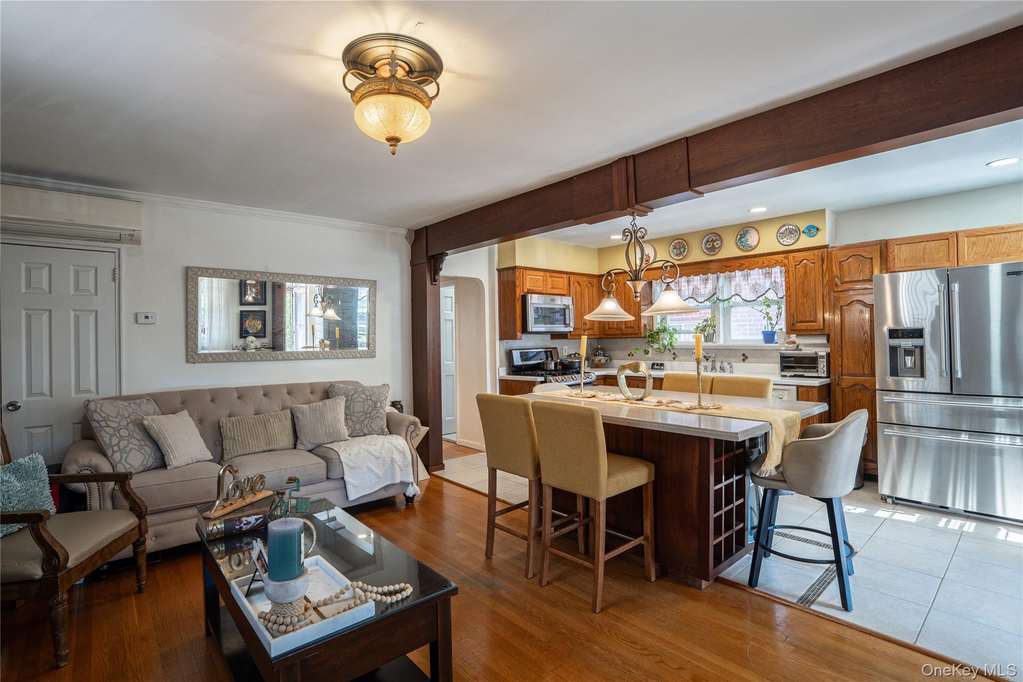 955 E 212th Street, Bronx, NY 10469