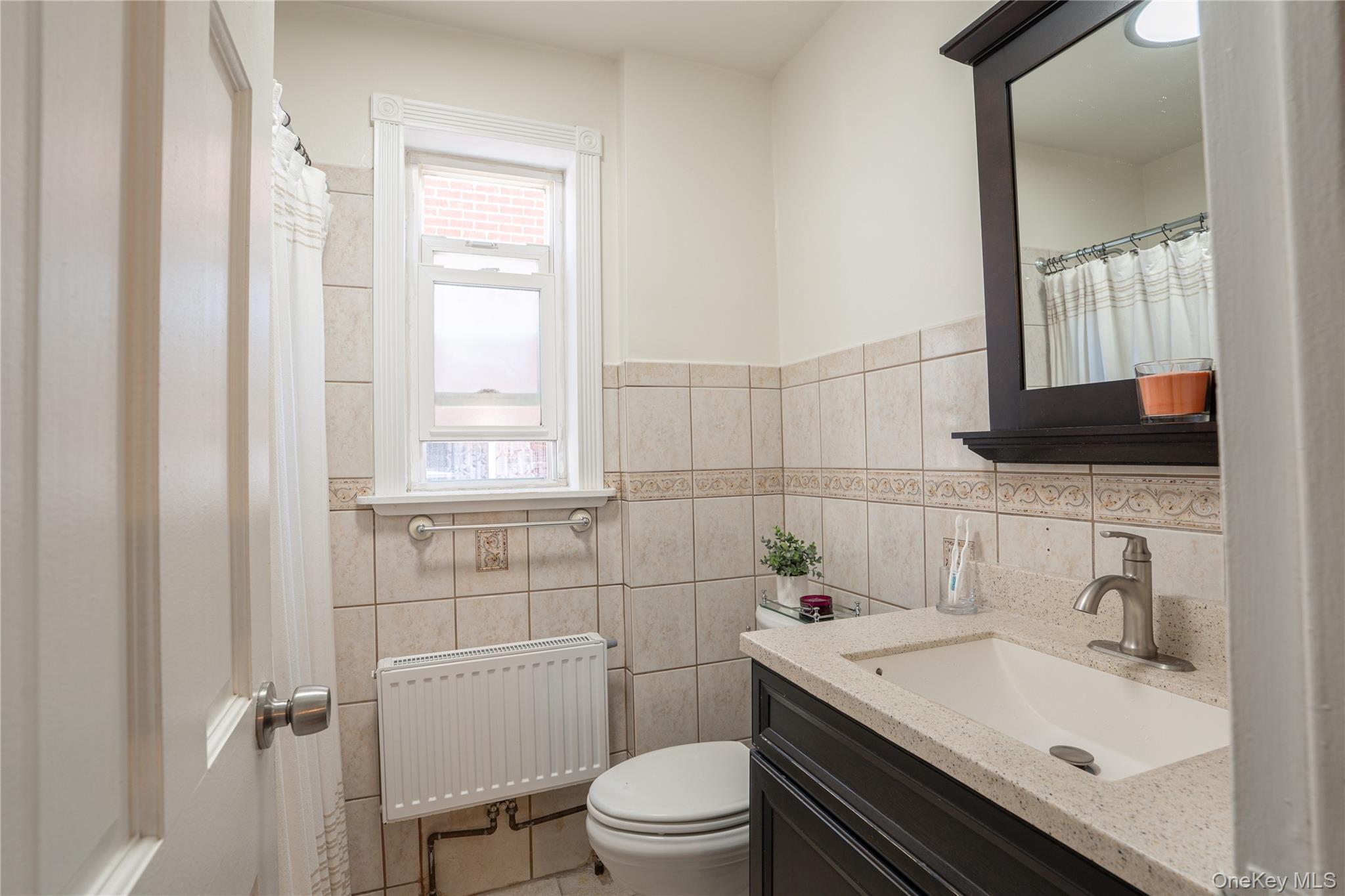 955 E 212th Street, Bronx, NY 10469